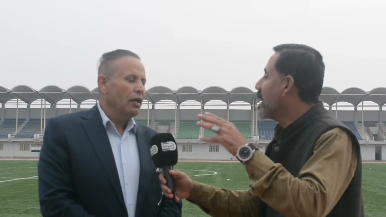 الحديث مع السيد محمود رئيس نادي عفك الرياضي من الديوانيه الاخبارية 
