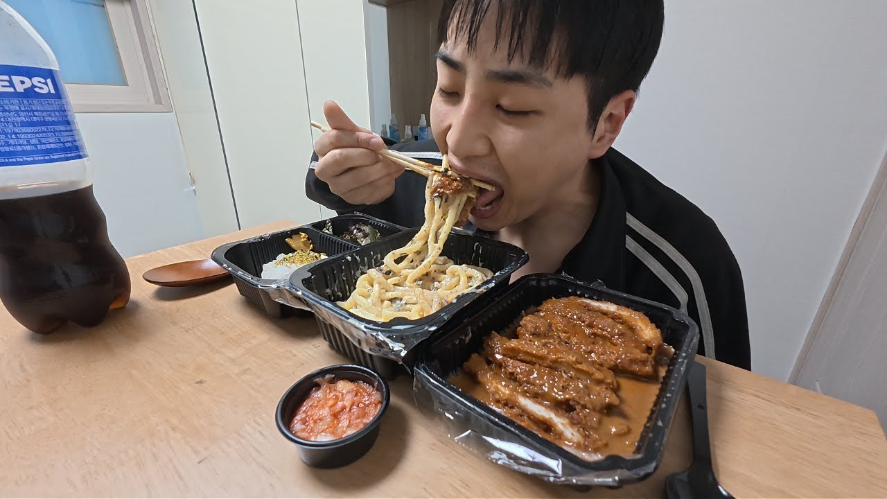 긴자료코 데미글라스 돈까스 + 명란 크림 우동