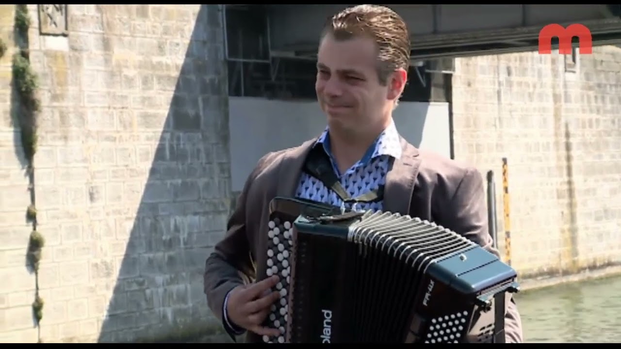 Dominique Paats - Tanzende Finger