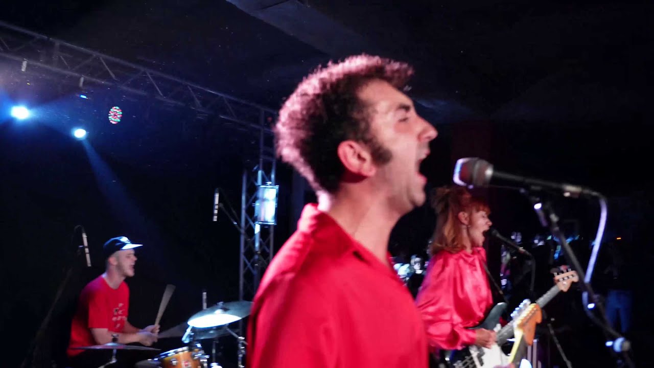 Lelee - Ovoj den da pomine (Bernays Propaganda cover) @ MKC, Skopje