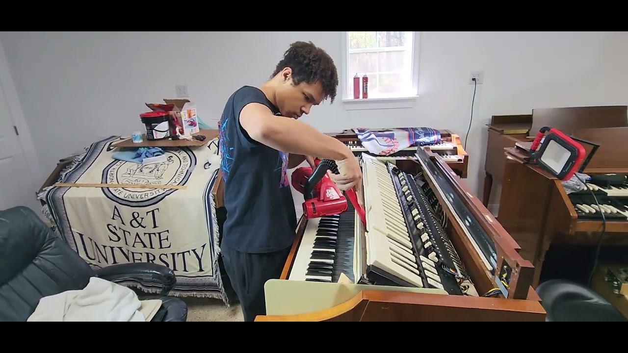 Vaccuming The Interior and Underneith The Keyboard Manuals of a Hammond Organ ~ March 13, 2026
