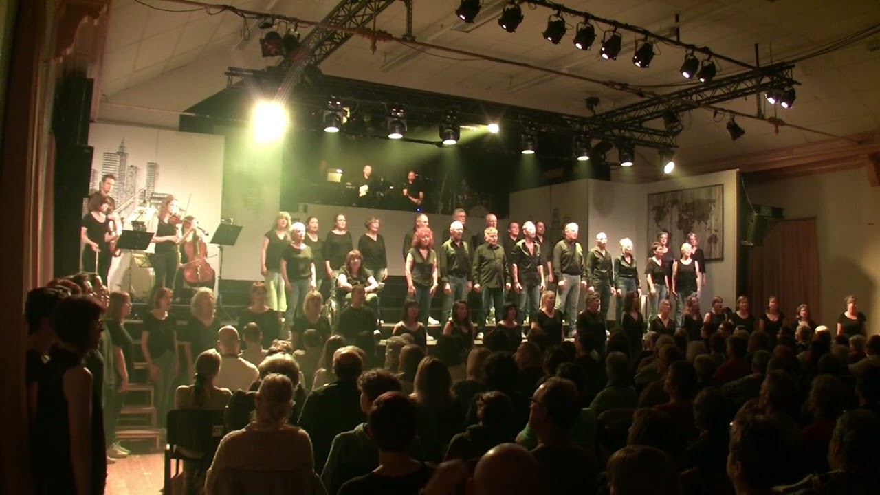L'ensemble vocal Free'son interprète Terra Corsa de Patrick Fiori - Patrick Bruel - Florent Pagny