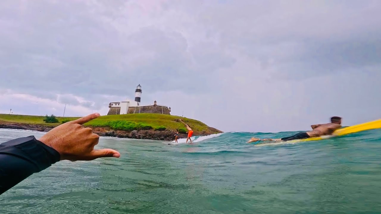 MARÉ NO OSSO E AULA DE SURF NA CHUVA! - OXEsurfe 