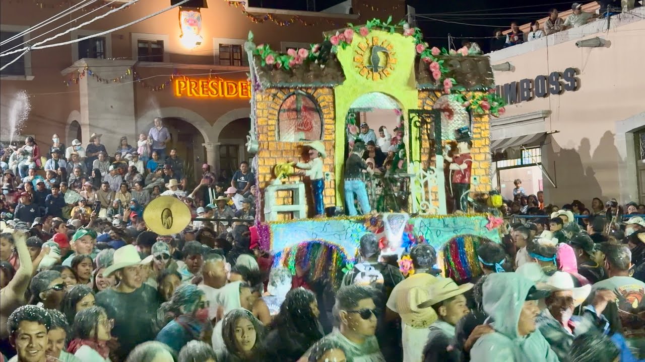 Torito de petate El Tucán sábado de carnaval Charo Michoacan 2026