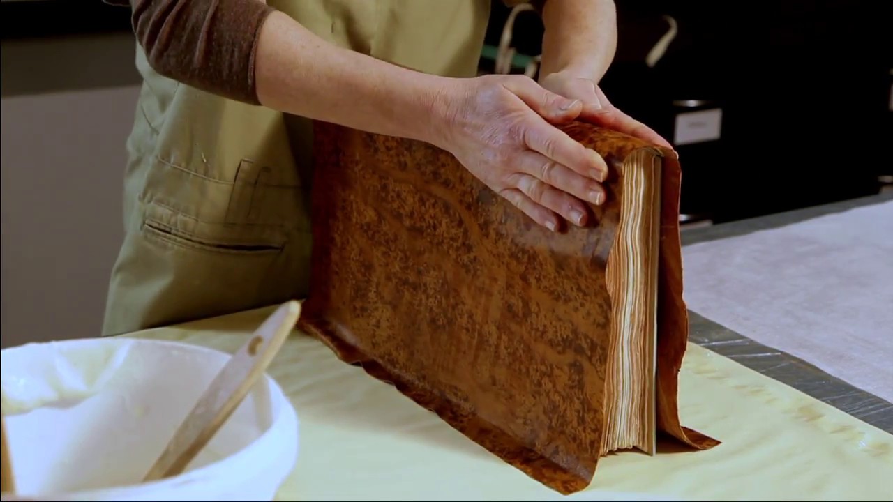 Au chevet des archives : la reliure - Archives départementales du Val-d'Oise