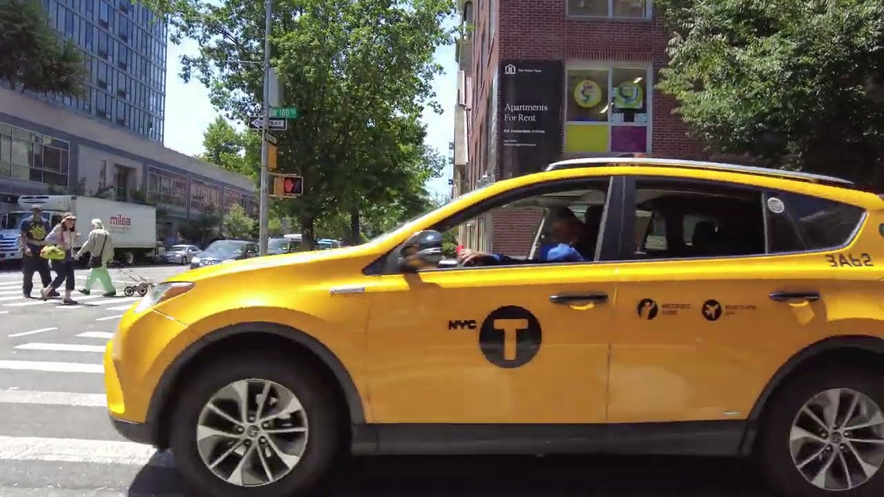 Walking NYC 4k (no talk; ASMR): Amsterdam Ave from 106th to 48th Street - June 15, 2022