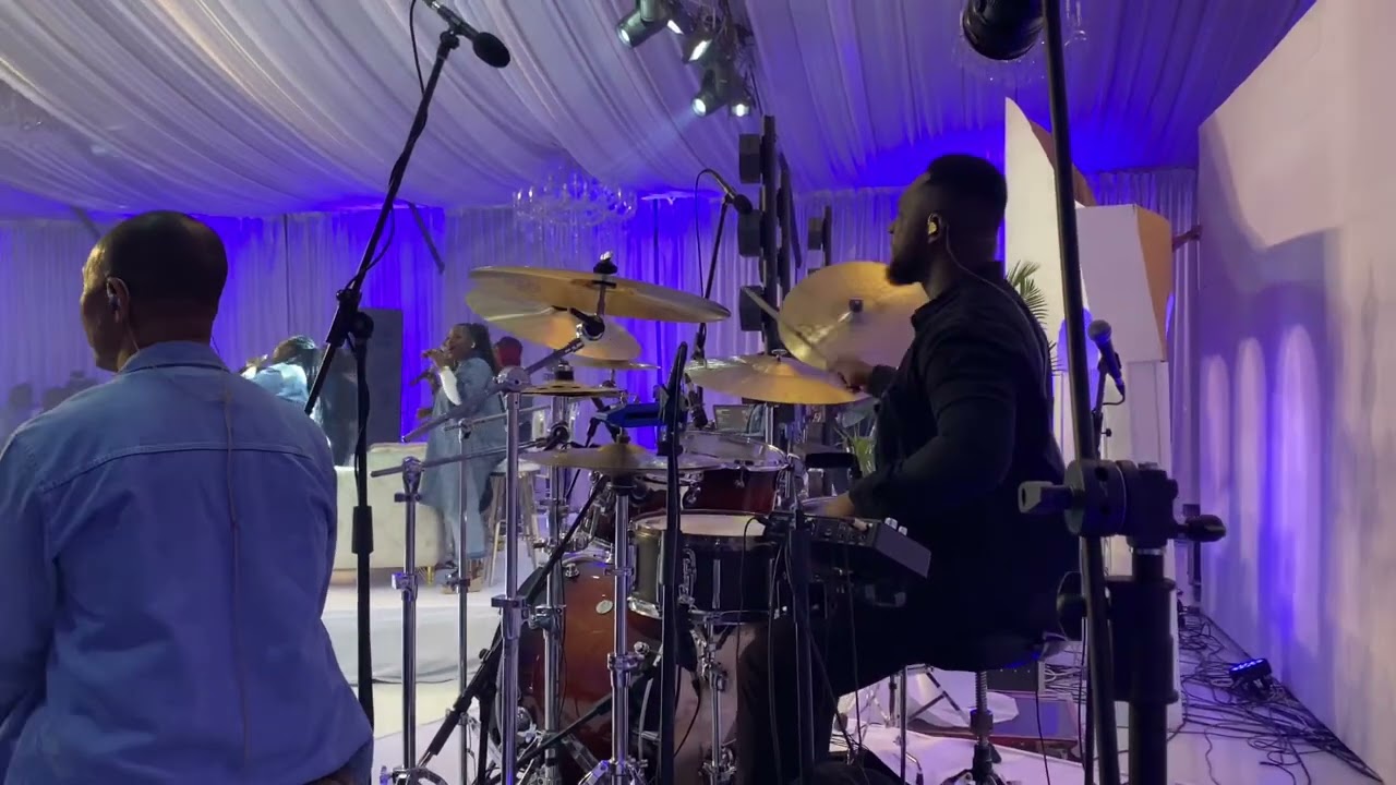 Drum Cam : Emmanuel Bludo on Drums with Joe Mettle and MOG