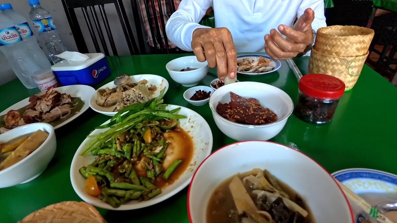 The best grilled chicken hen in Vientiane, Laos. Grilled chicken Na Pong #1