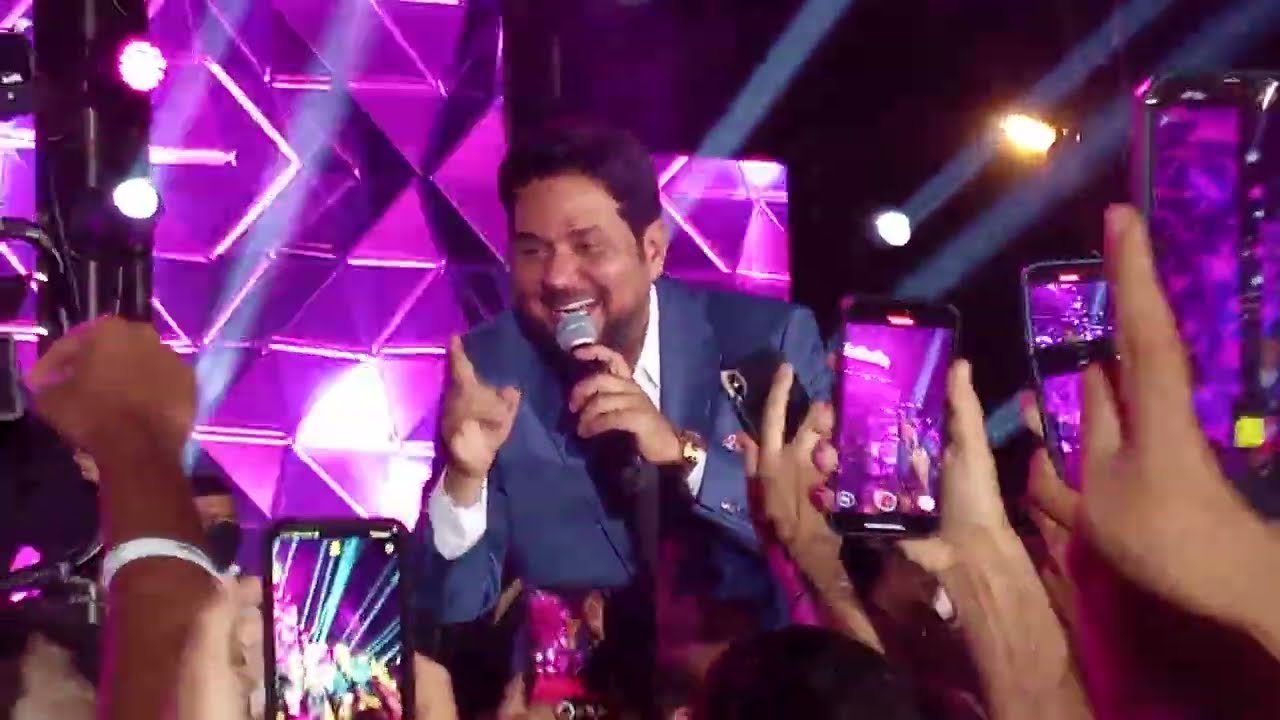 حاتم العراقي . الله وياك والقلب داعيلك حفلة ساحة النسور 2025