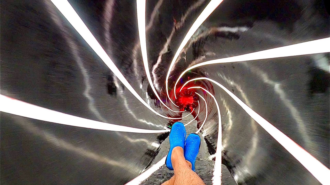 Multimedia Waterslide at Aquapark Wrocław (Space Bowl Slide)