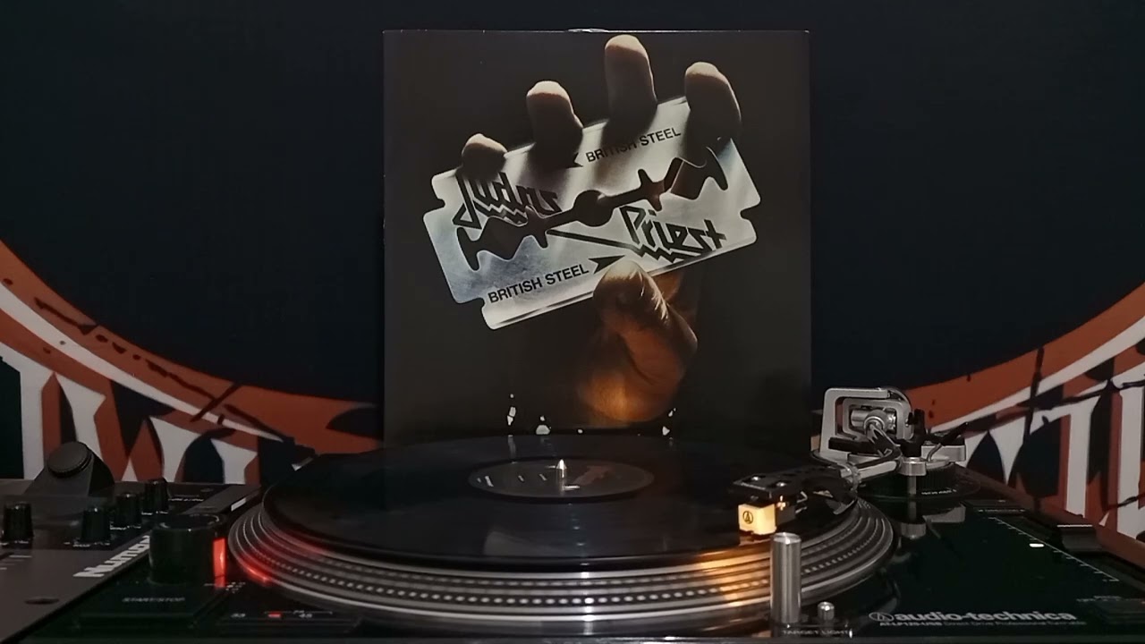 Judas Priest - Living After Midnight