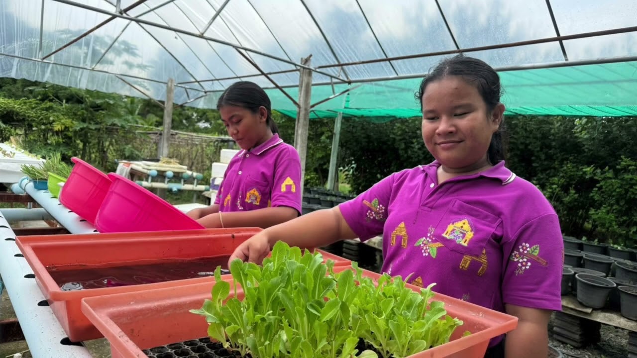 นำเสนองานเกษตรมะอึ2568