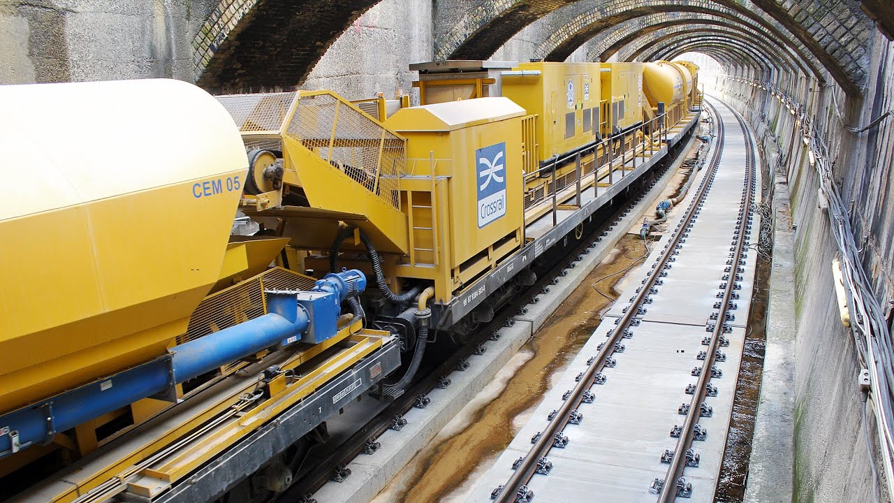 Crossrail Railway Systems: 360° video of concreting train journey from Plumstead to Custom House