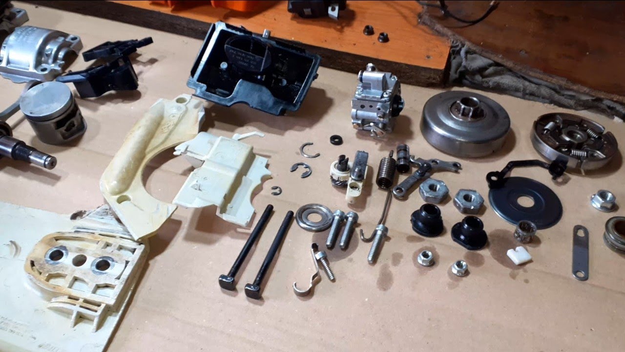 Ce soluție folosesc eu pentru curățarea pieselor 🤷‍♂️ Drujbă stihl ms 180 reparată !