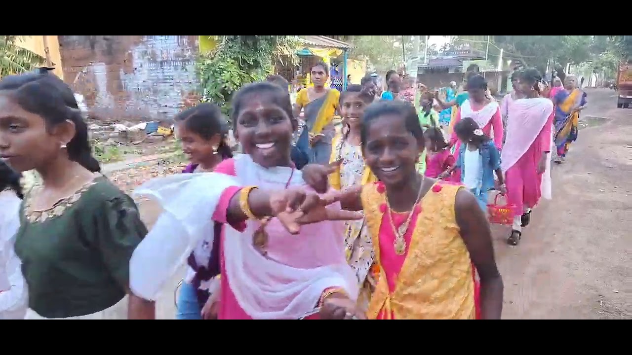காசியாபுரம் ஸ்ரீ முத்தாரம்மன் கோவில் கொடை விழா புஷ்பாஞ்சலி விழா கோலகாலம்