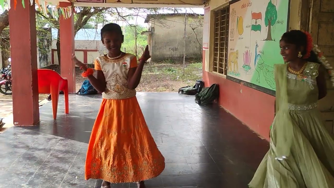 Desh rangila song performance by jaanu and thanmai@Mpps chillamanuchenu main