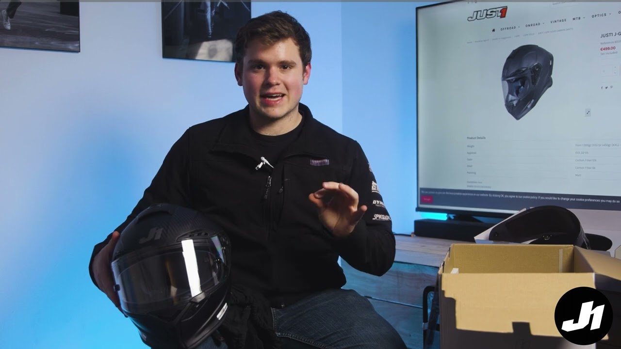 Unboxing of the Just1 J-GPR Helmet