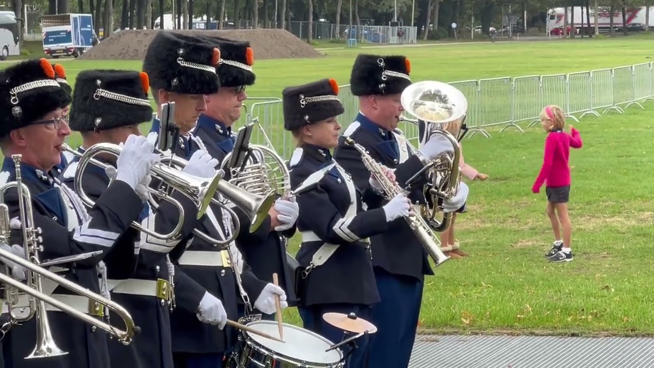Band of the Royal Dutch Military Police - Princess Maxima March