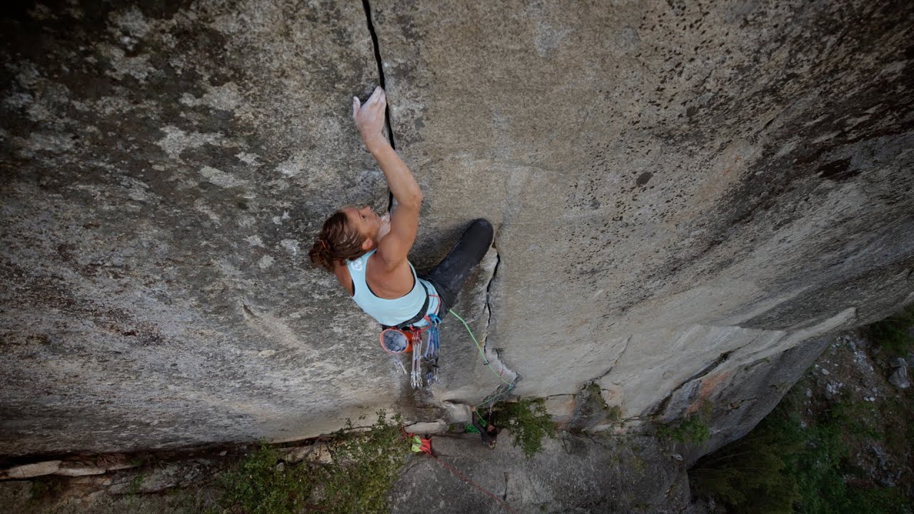 Amity Warme on Cosmic Debris Featuring the Generator Mid