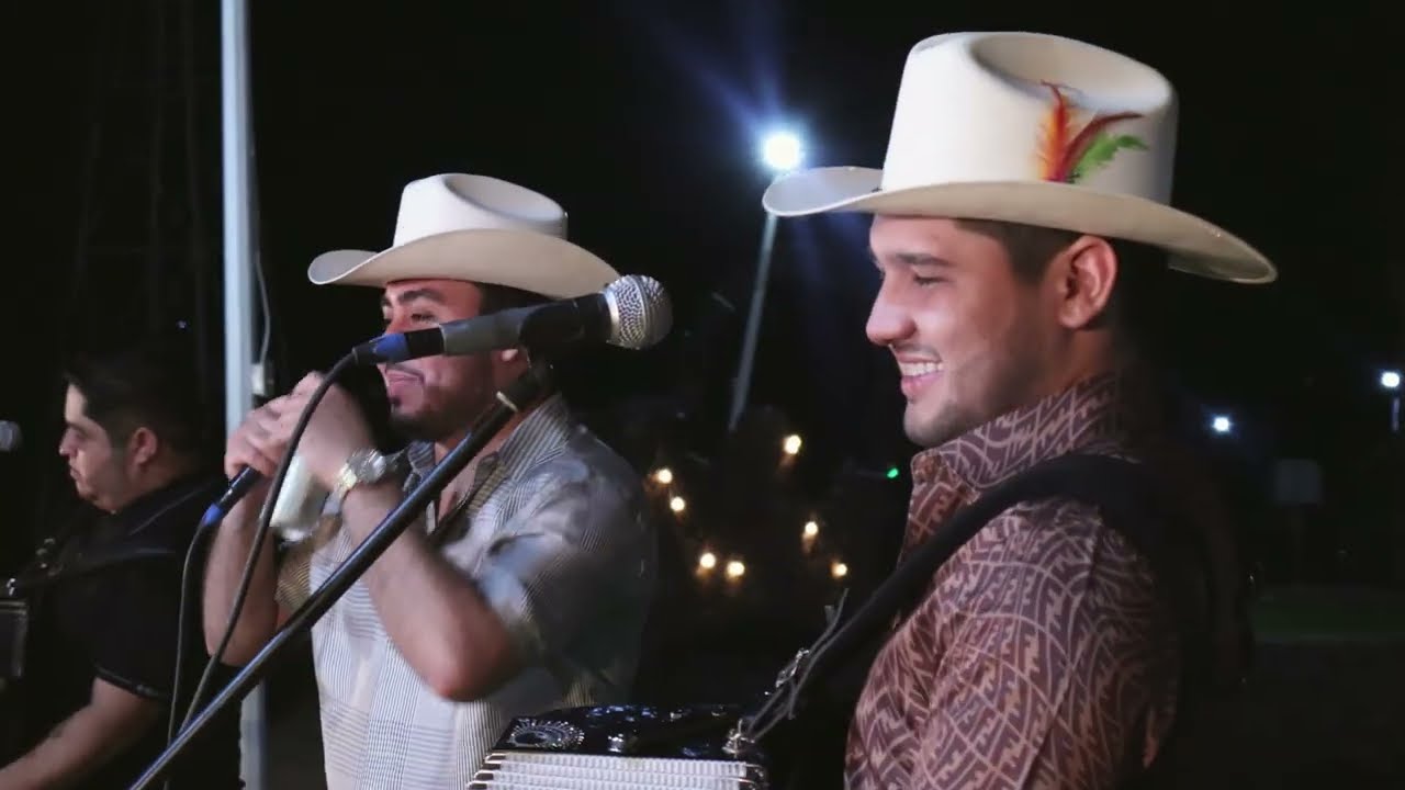 Me Ven Apartado - EL ABOYTES Y Su Carril Izquierdo X Raúl Beltrán