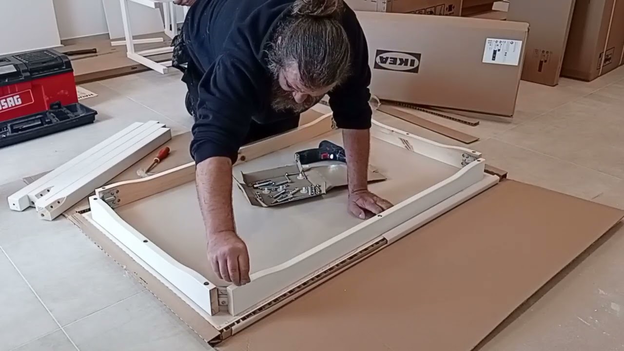 Tavolo. HAUGA  99 euoro  IKEA  