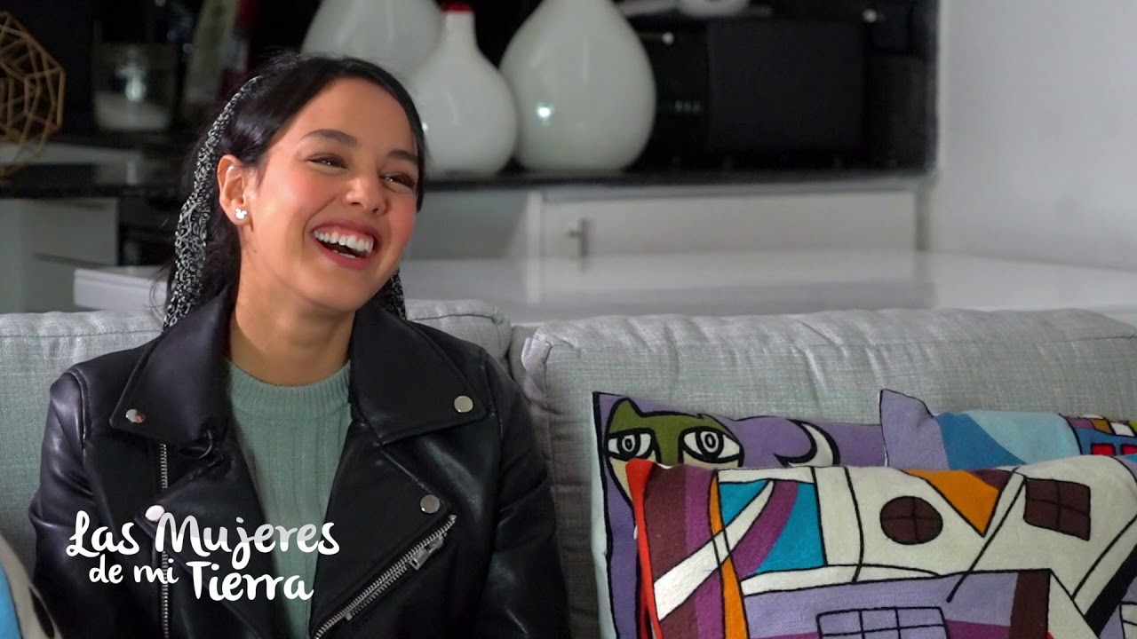 LAS MUJERES DE MI TIERRA / ANA MARIA ESTUPIÑAN