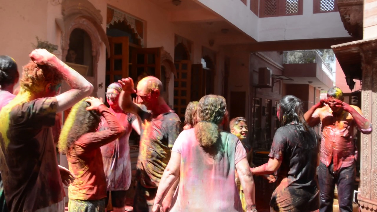 Exclusive  Fun and frolic mark Holi festivities among Foreigners in Bikaner