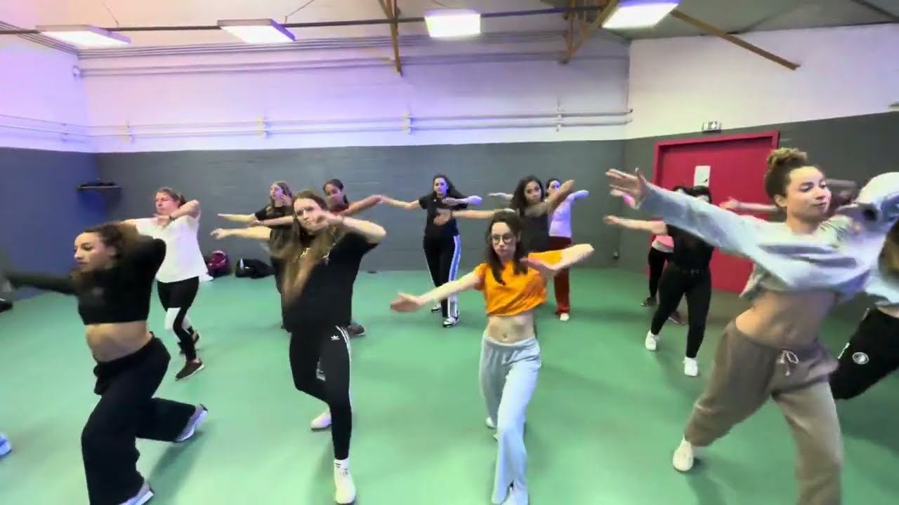 Cours de danse lille Ecole de danse lille &agrave; voir absolument in da car NSG-MHD By Fred.