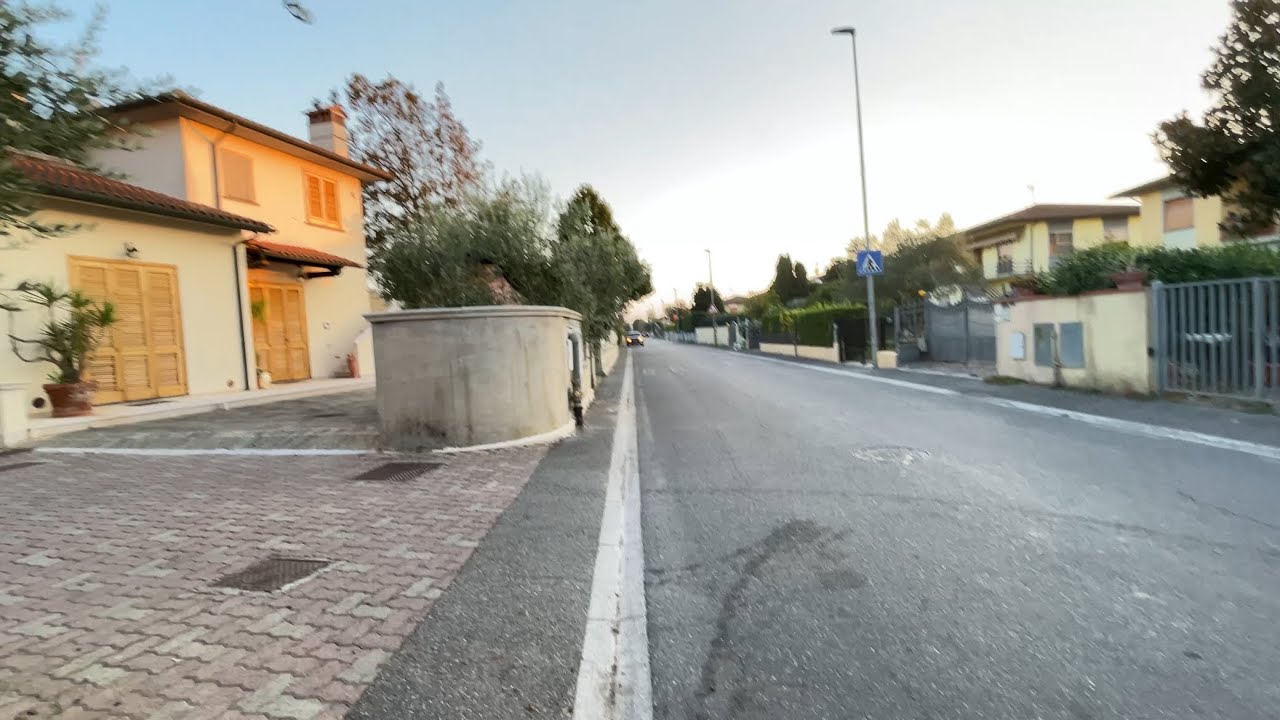 Louro como cerca viva, Vamos ver as casas na Italia 🏠