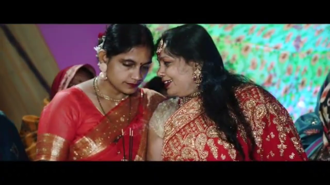Asneakpeakofourwedding