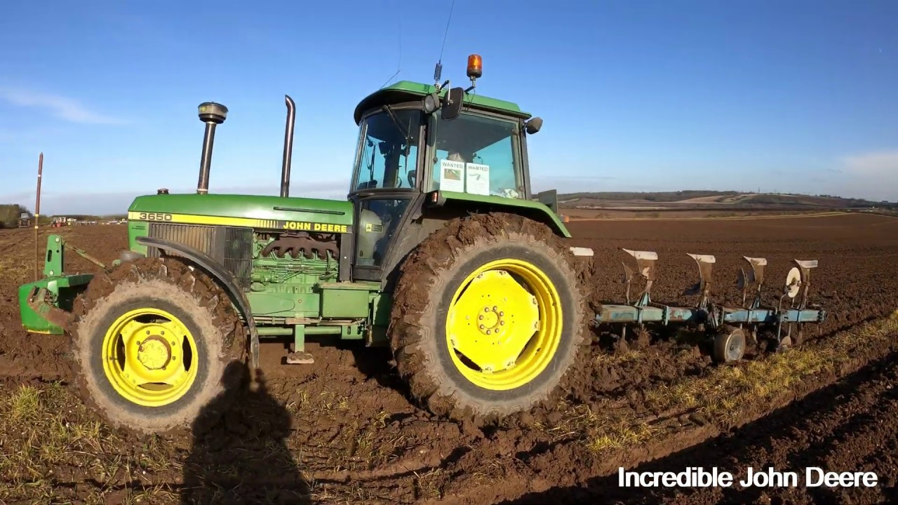 1992 John Deere 3650 5.9 Litre 6-Cyl Diesel Tractor (114 HP) with Ransomes Plough