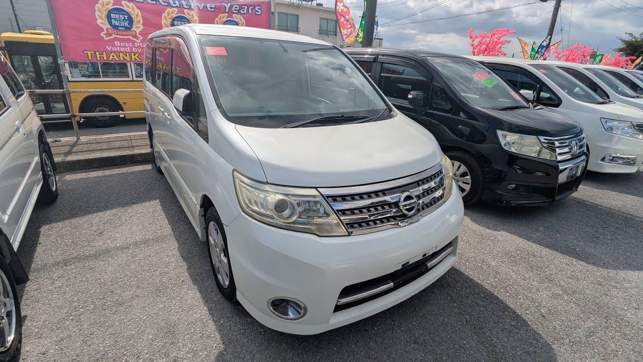 Johnny's Used Cars Okinawa - 2010 Nissan Serena (19979)