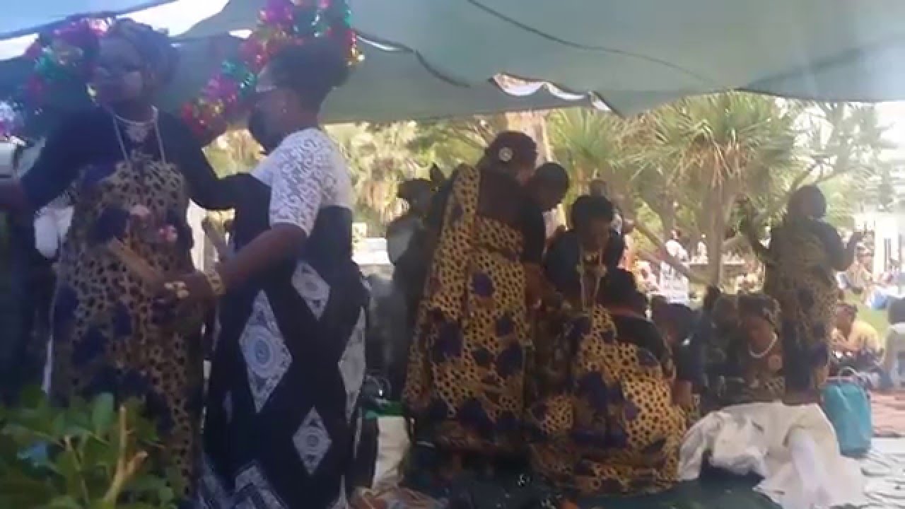 Mahaba Music N'drola Van Poulet