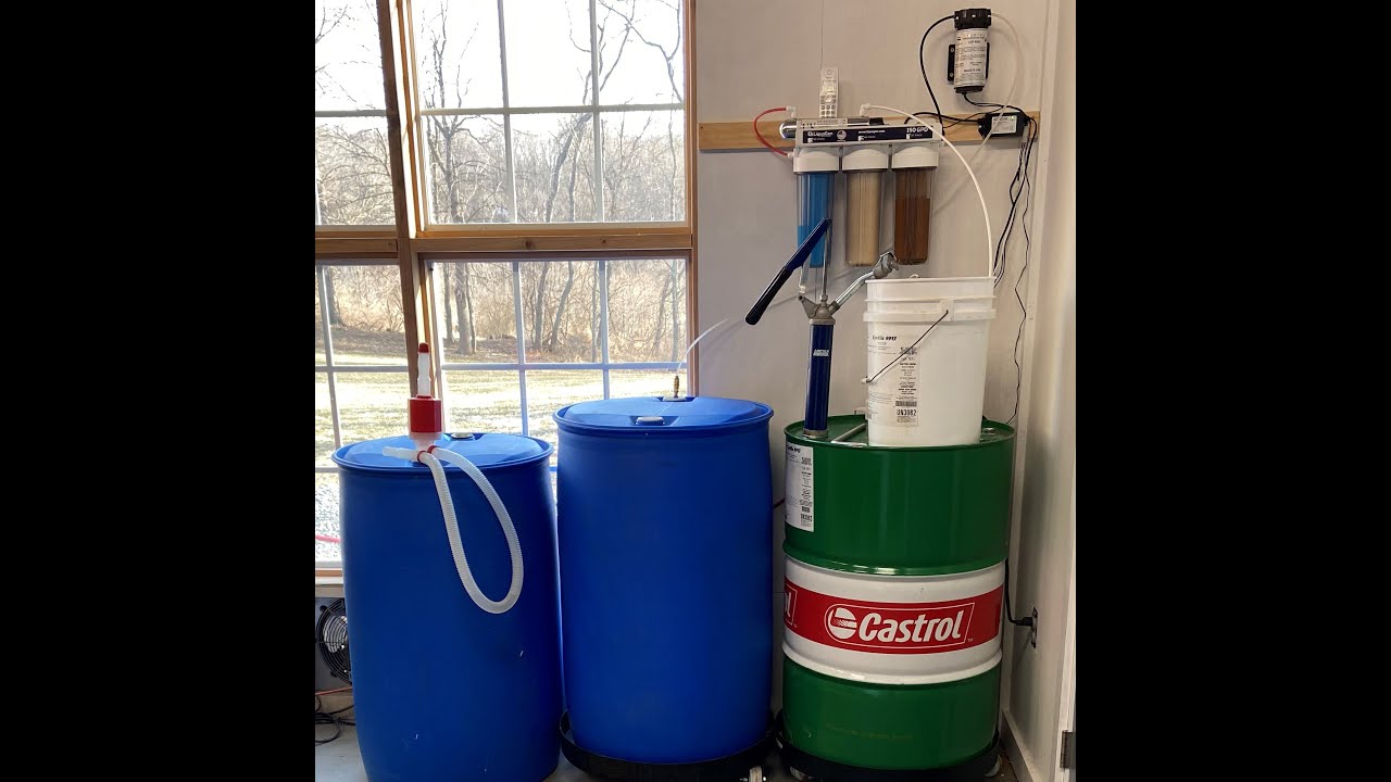 Water purification system for CNC machine coolant