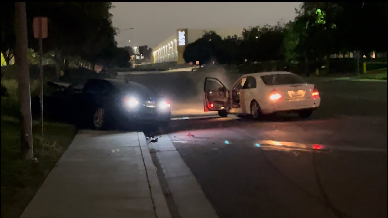 SanDiego late night street racing ends up in crash #sandiego