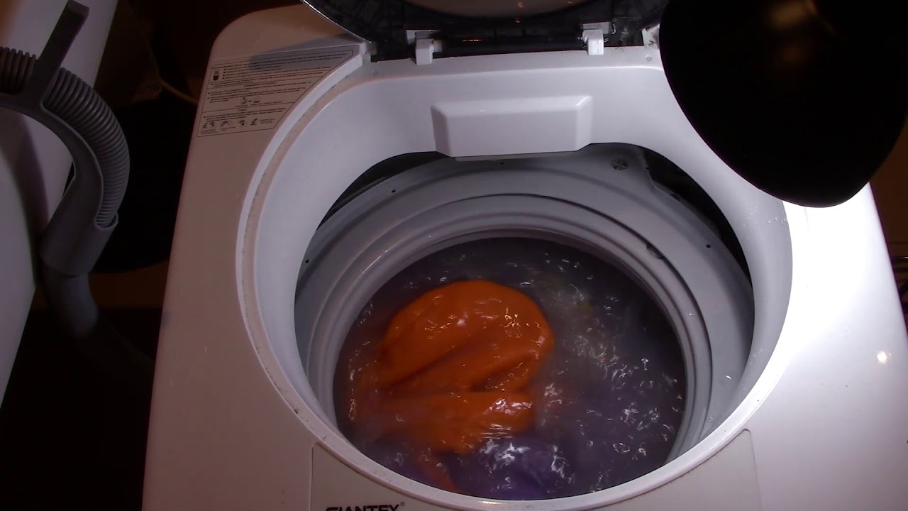 Giantex/Costway 3.5 kg Compact Toploader - Wash Rinse Spin cycle with warm water (750 RPM spin)