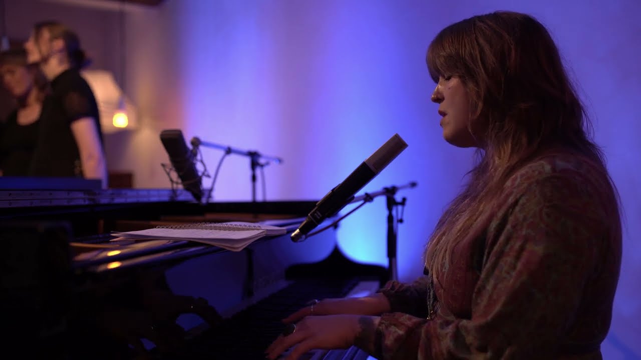 Jodie Marie - Blue Hour (Live at StudiOwz)
