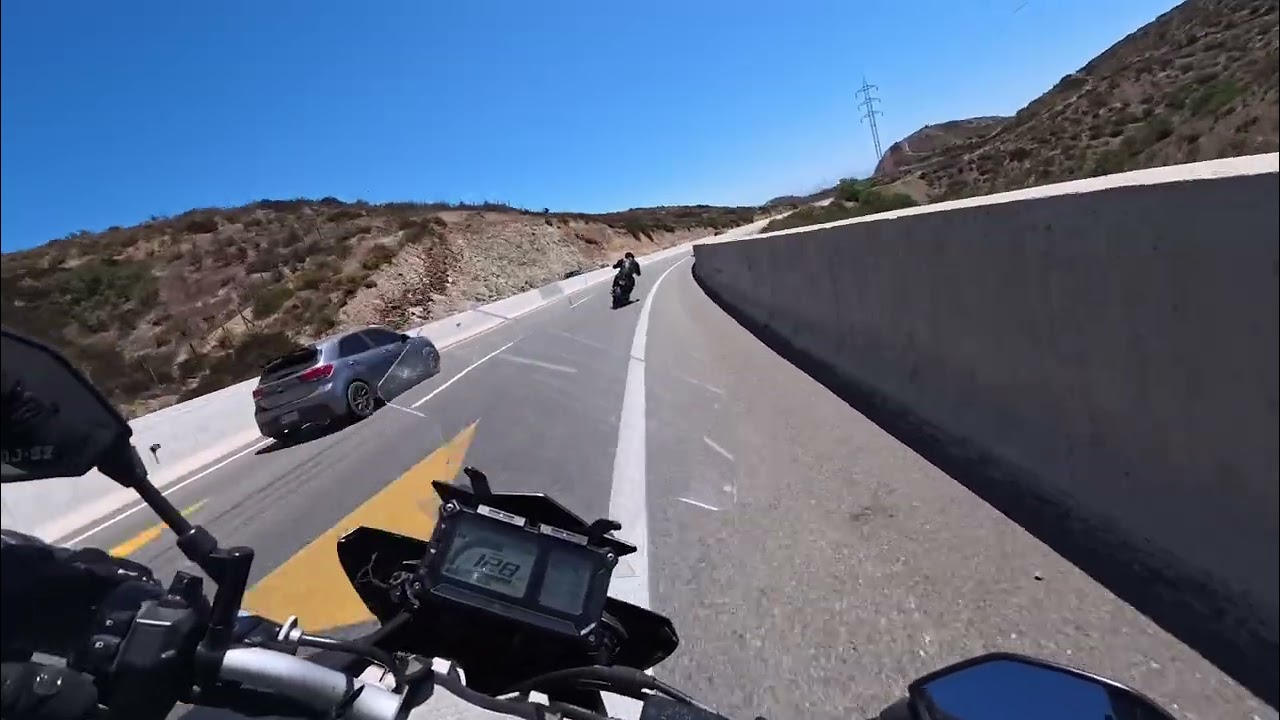 Cuesta Las Cardas Ovalle - Coquimbo. Yamaha Tracer y Yamaha Mt07