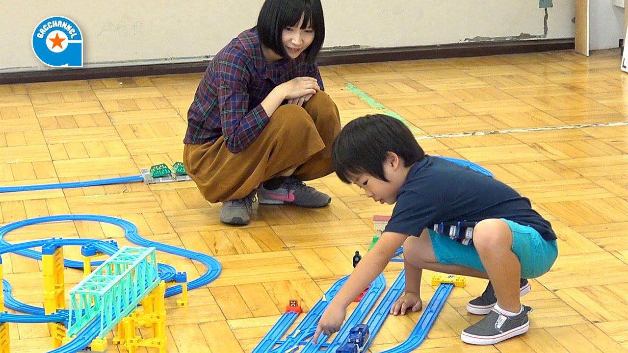 プラレールの巨大レイアウトを作りました【鈴川さん＆がっちゃん】