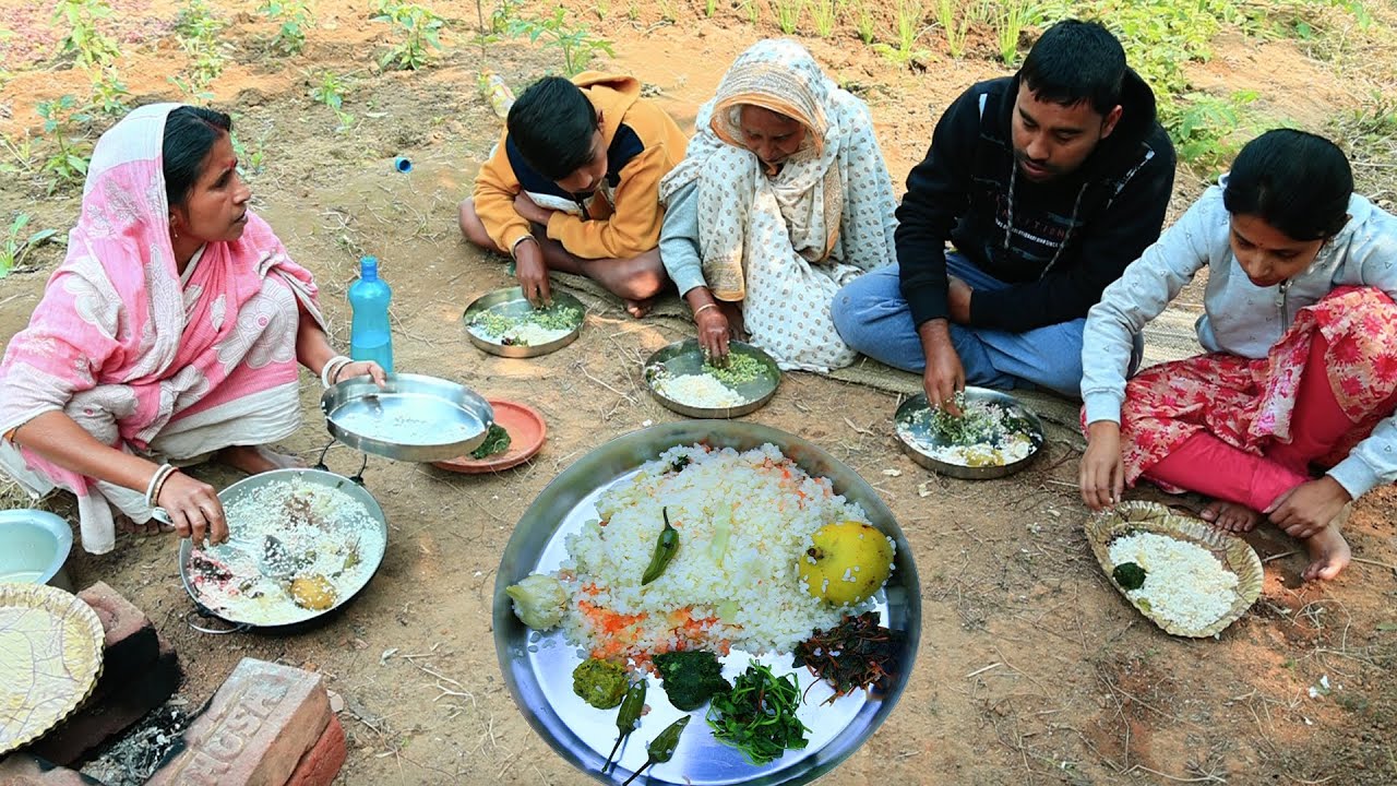 শীতের সকালে শাক সেদ্ধ খুদের ভাত | Grandma's famous Village Traditional Broken Rice Cooking & Eating