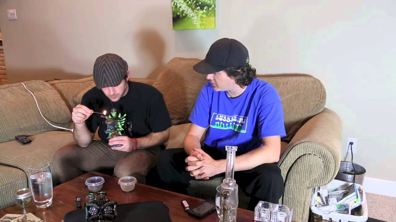 Bubbleman and Flav421 hitting some Korey Glass