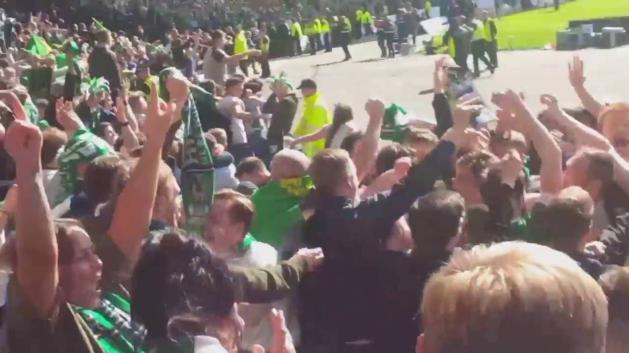 David Grays Injury time winner Hibs 3-2 Rangers Scottish Cup Final Crowd Reaction