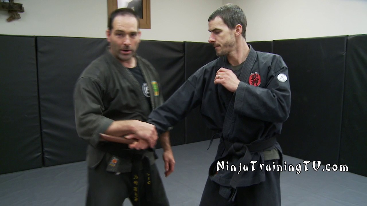 Escrima Style Knife Disarms