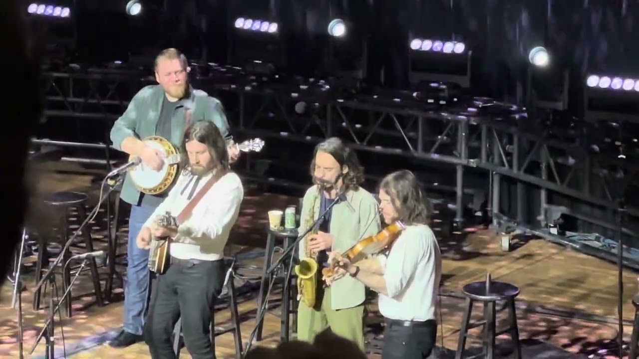 Billy Strings - Shalom Aleichem / Jerusalem Ridge, Ryman Auditorium, 3/2/25, @MB_Music01