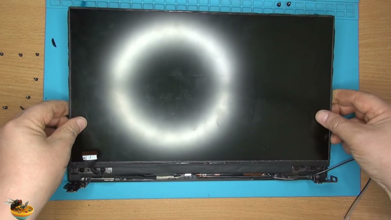 Замена корпуса экрана на Lenovo V14 G2 ITL.