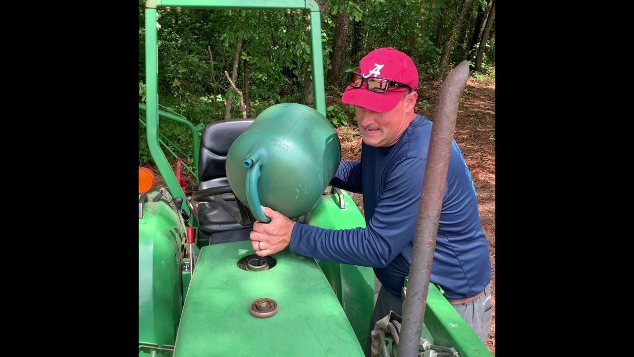 Kings’ Outdoor Life #1 - John Deere 770 work today