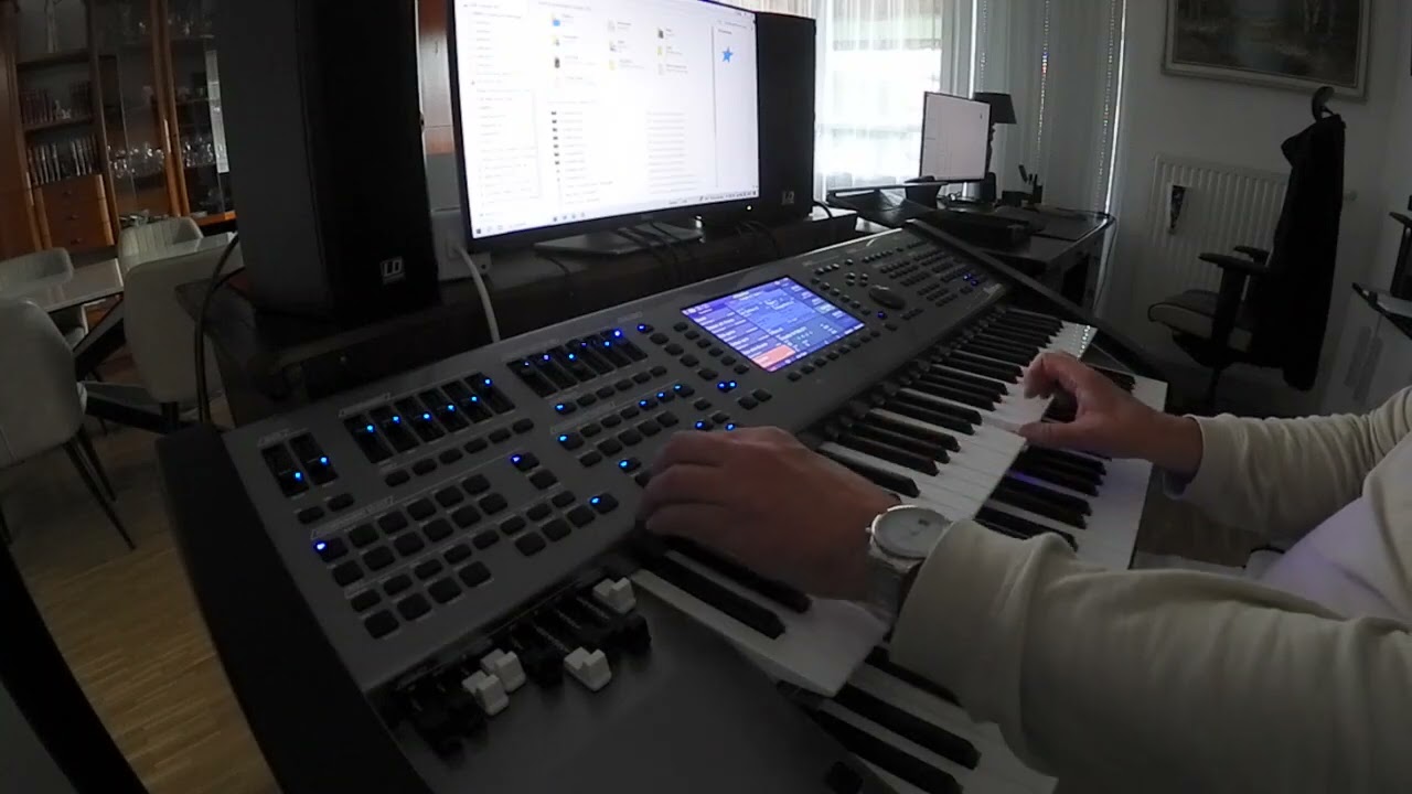 Chiquitita -  Böhm Orgel Sempra SE 20 3.0 ProLib