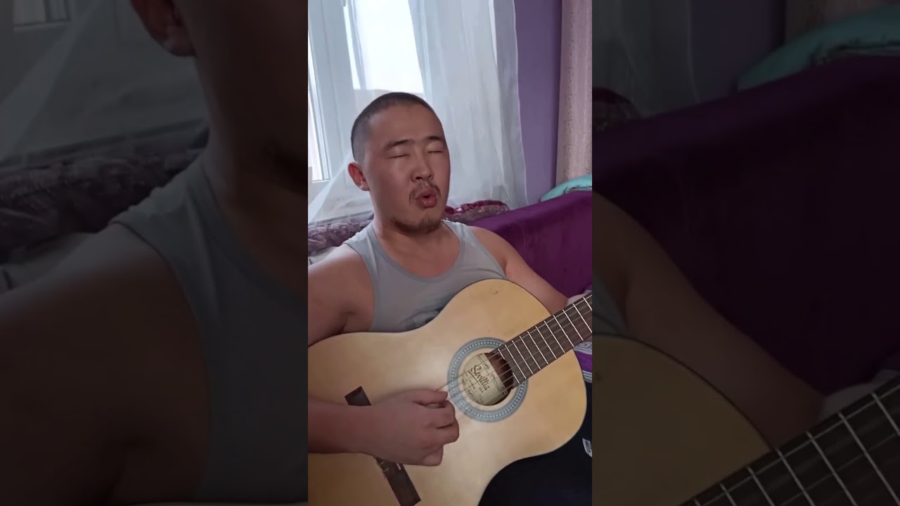 Невероятное Тувинское горловое пение! Песня в исполнении Лопсан Мундукай. Throat singing.
