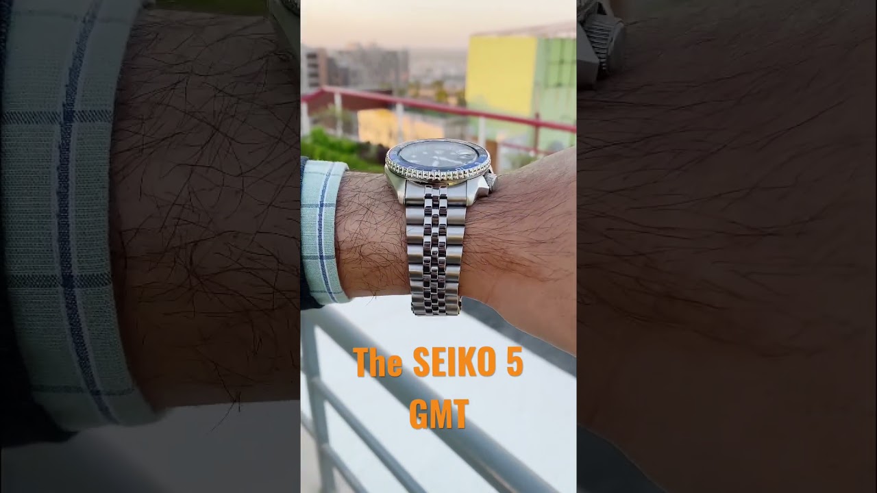 The 2022 Seiko 5 GMT Automatic &ldquo;Batman&rdquo; #seiko #seiko5 #affordablewatches #gmt  #wristshot #watch
