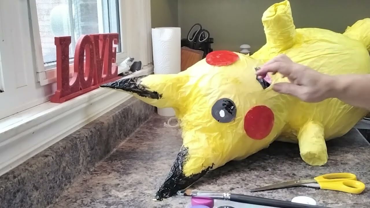 La Piñata De Pikachu